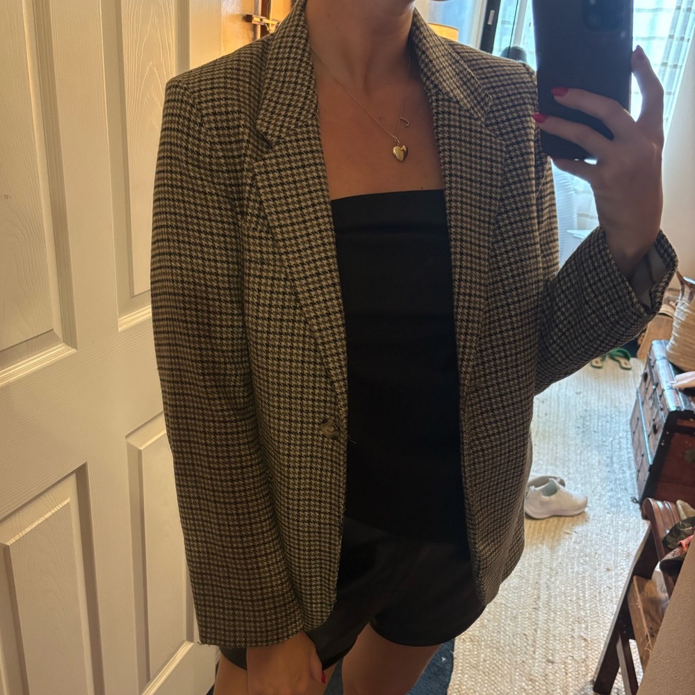 H&M Houndstooth Blazer Jacket in Tan and Black